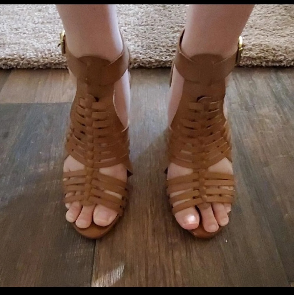 EUC Madden Girl | Remie Sandal Block Heels - Picture 2 of 4